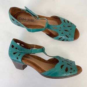 Cobb Hill Leather Heeled Sandals size 11